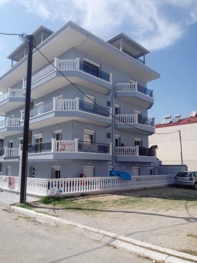 B&A Lux Apartment Paralia Katerinis Exterior photo